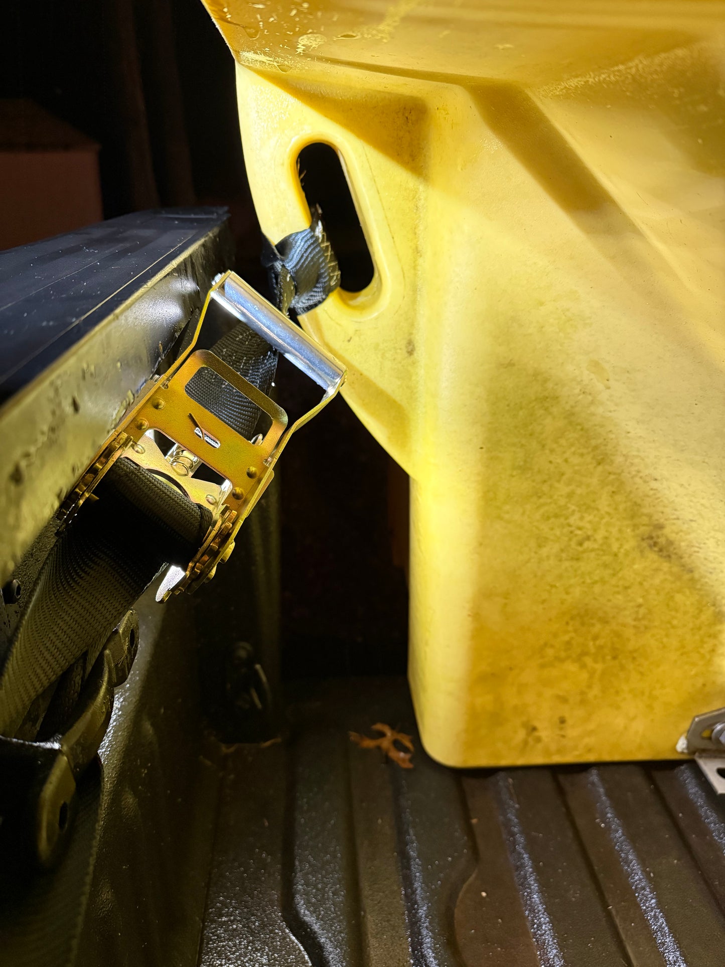 2” Ratchet Strap : Black Ice Edition